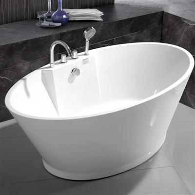Ovale freistehende Badewanne